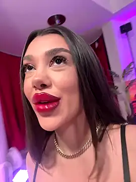 NatyDesiree live sex cam