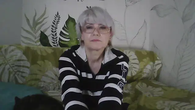 Catty_Lady's cam snapshot