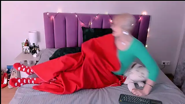 sabrinamacmarren's cam snapshot