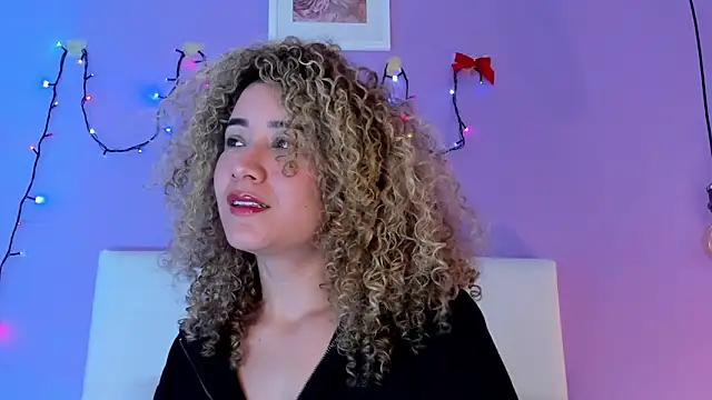 Charlotte11-11 live sex cam