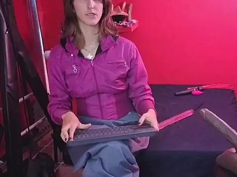 Ambar_Roux_'s cam snapshot