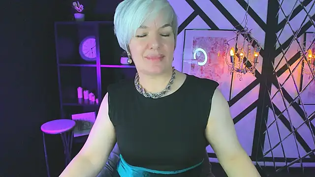 CarmenSoft live sex cam