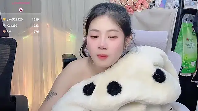 Yvonne-07's cam snapshot