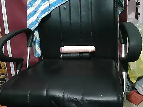 PreetyKitten live sex cam