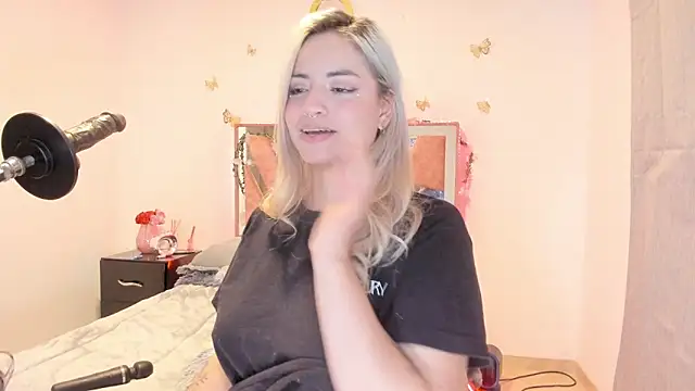 Ella_Lenox's cam snapshot