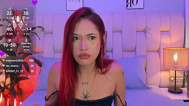 SkinnyFoxy's cam snapshot