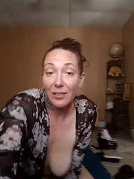 CoupleFreaks2046's cam snapshot