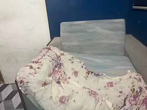 asian-doll's cam snapshot