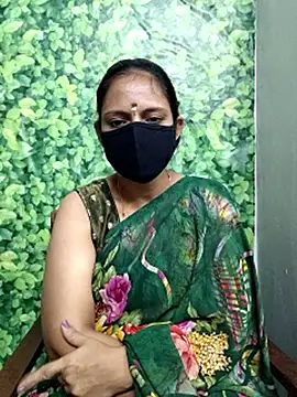 Queen-Neha's cam snapshot