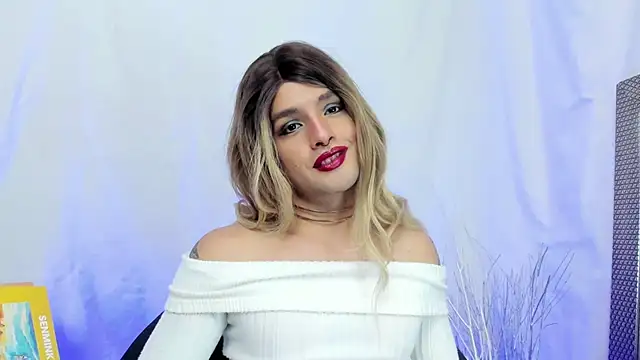 LukaCastillo live sex cam