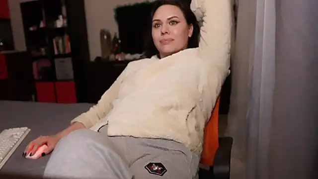 MollyCheiz's cam snapshot