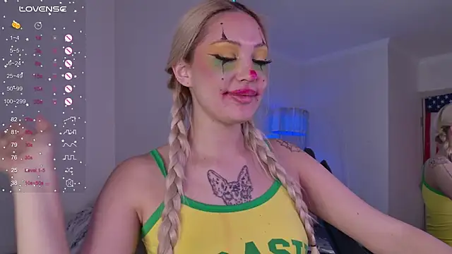 LeksaCandy's cam snapshot