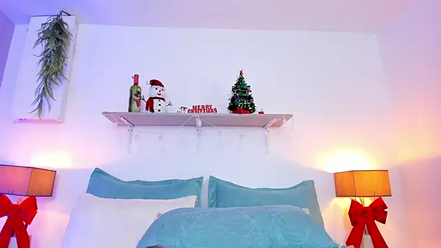 LuciaBenett_'s cam snapshot