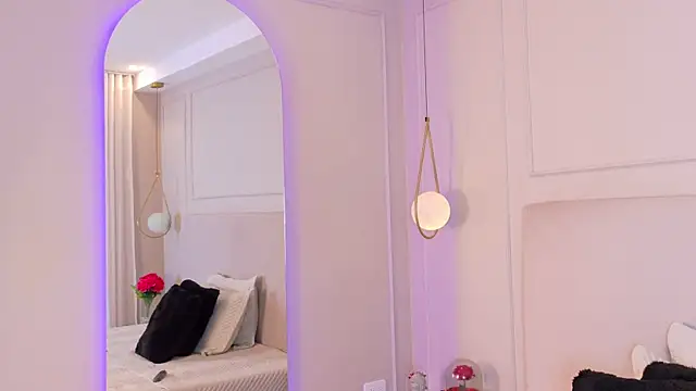 OlayaCooper live sex cam