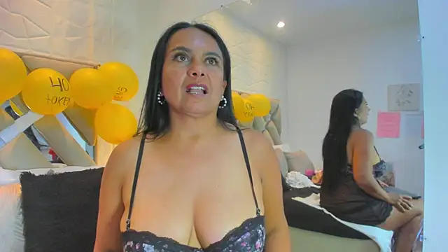 raquell_moore's cam snapshot