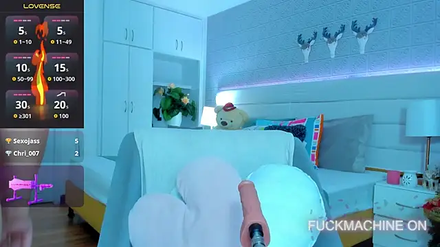 LeilaHiuston's cam snapshot