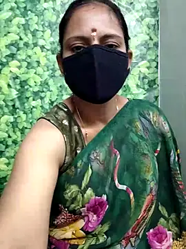 Queen-Neha's cam snapshot