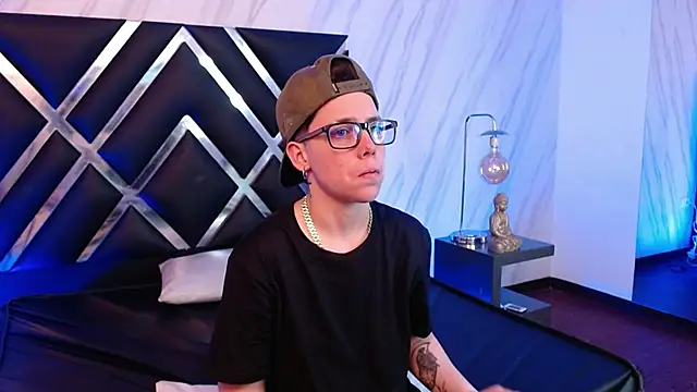 SpencerMontgomery's cam snapshot