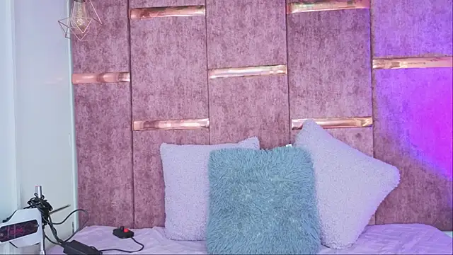 AuroraLanee_'s cam snapshot