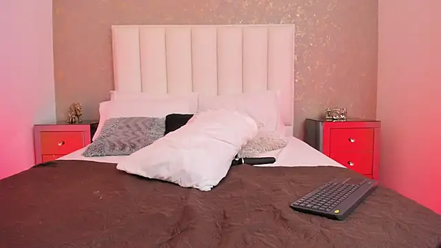 KaylieBrooks's cam snapshot