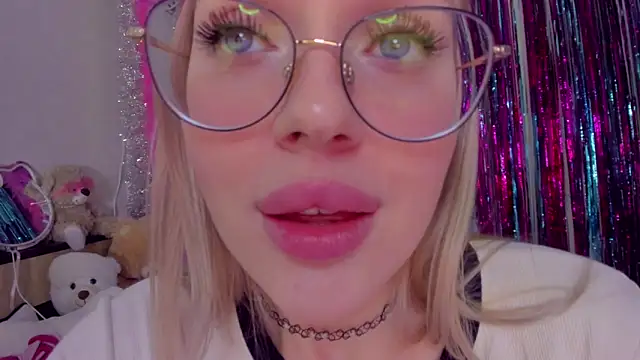 CeaneLino's cam snapshot