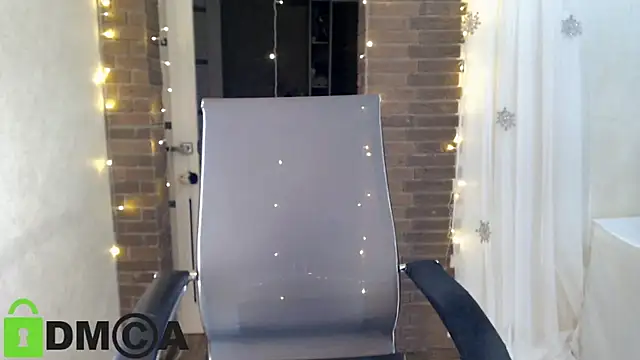 ms_kelarini's cam snapshot