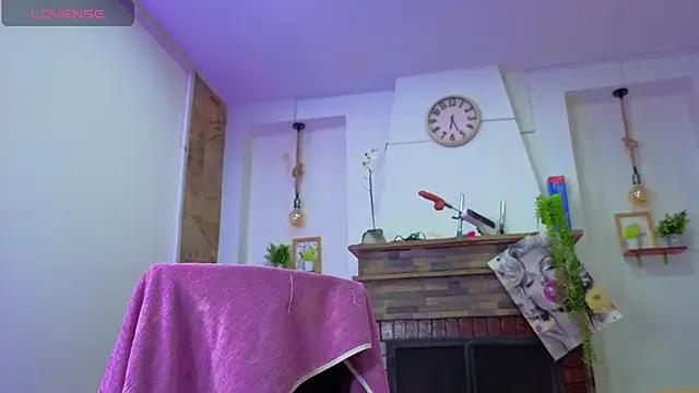 dulce_celeste15's cam snapshot