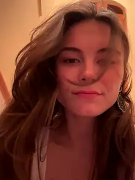 SophiiaStarr live sex cam