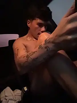 Logan_smith1 live sex cam