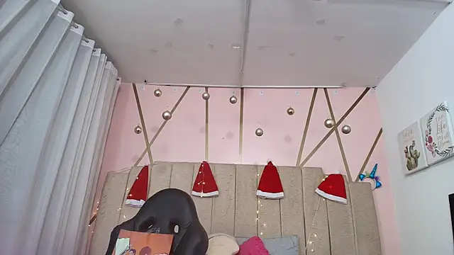 lauraltt live sex cam