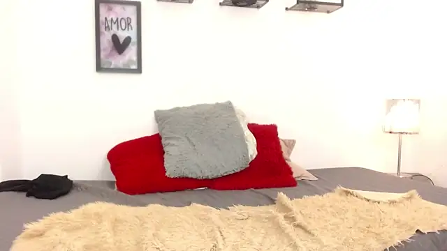 LindaWalker_'s cam snapshot