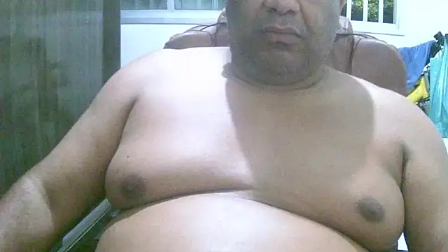 ulmo_br live sex cam