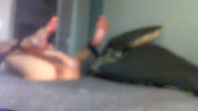 Bottomslut4tops84 live sex cam