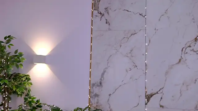 AmadaReine's cam snapshot