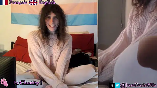 JustCutieMia live sex cam