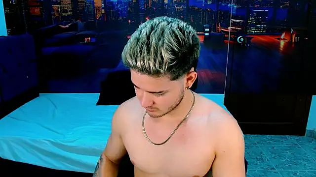 RayanLynxx live sex cam