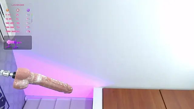 adara_le live sex cam