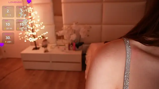 Lilly_Colins live sex cam