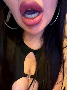 ANGELIKA7741 live sex cam