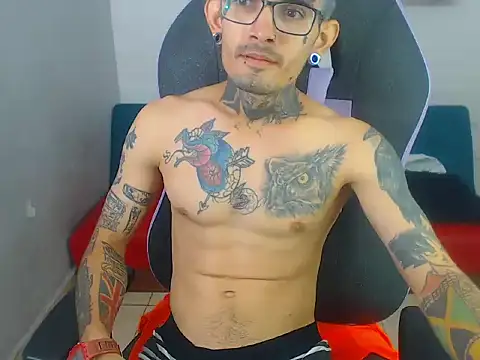 Boy_tatto77's cam snapshot