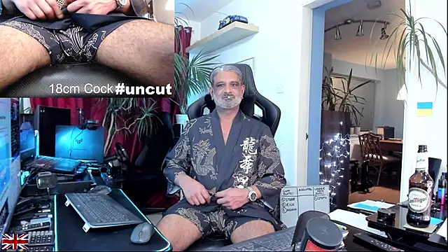 OnlineBossUK's cam snapshot