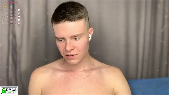 holy_eggs_02's cam snapshot