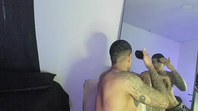 ThiagoLugo live sex cam