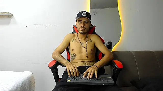 MatthewCullen live sex cam