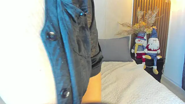 Meggan_Moree's cam snapshot