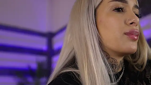 blondie_muller's cam snapshot