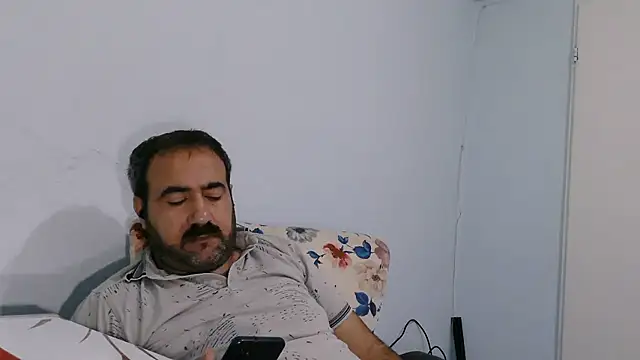 dark-look live sex cam