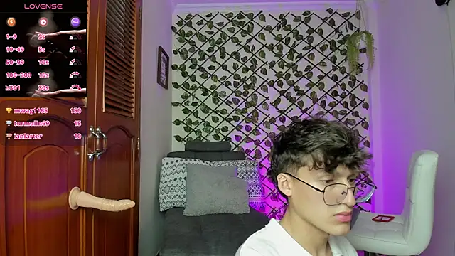 bellmontneon's cam snapshot