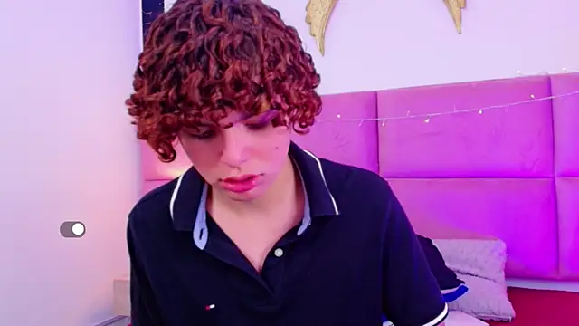 Skyee_angel's cam snapshot