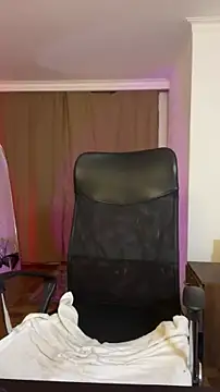 _YOURHERO live sex cam